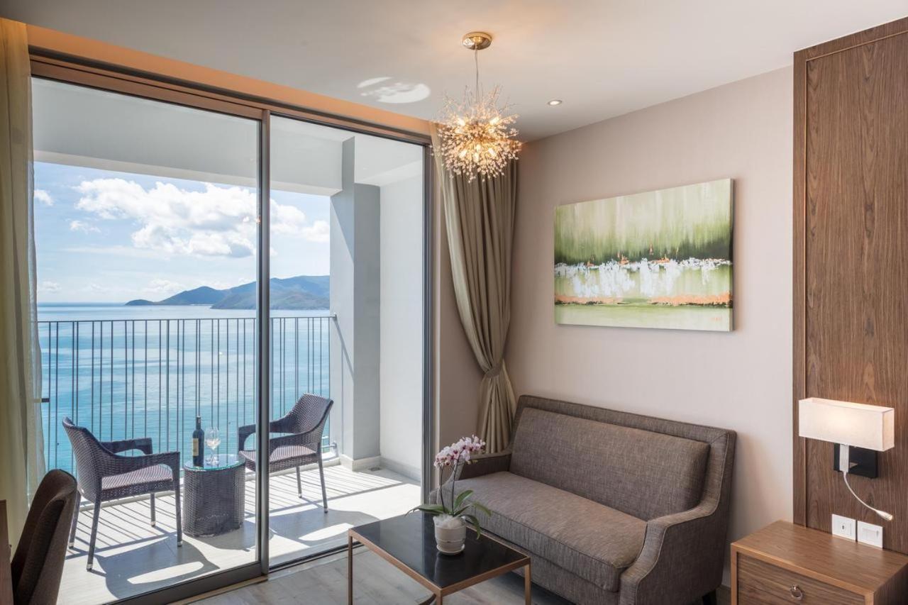 Panorama Central Nha Trang- Vietnam'S Highest Infinitive Rooftop Pool エクステリア 写真