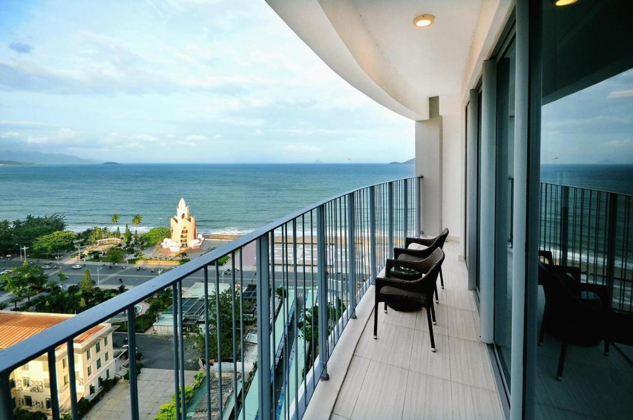 Panorama Central Nha Trang- Vietnam'S Highest Infinitive Rooftop Pool エクステリア 写真