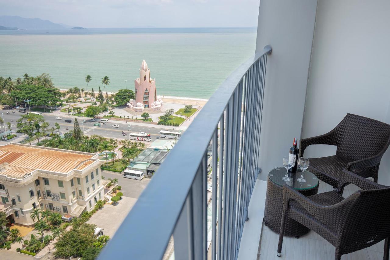 Panorama Central Nha Trang- Vietnam'S Highest Infinitive Rooftop Pool エクステリア 写真