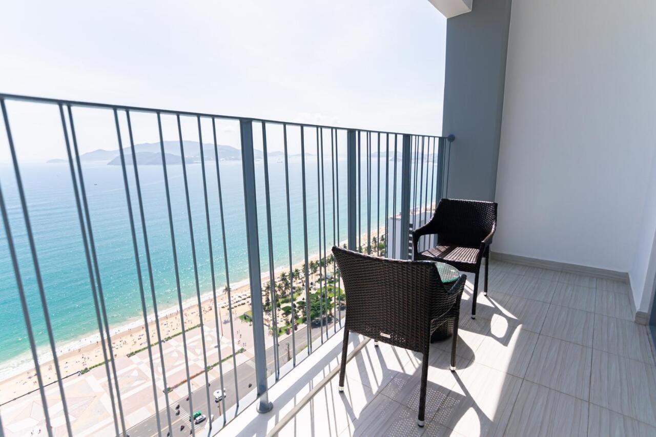 Panorama Central Nha Trang- Vietnam'S Highest Infinitive Rooftop Pool エクステリア 写真