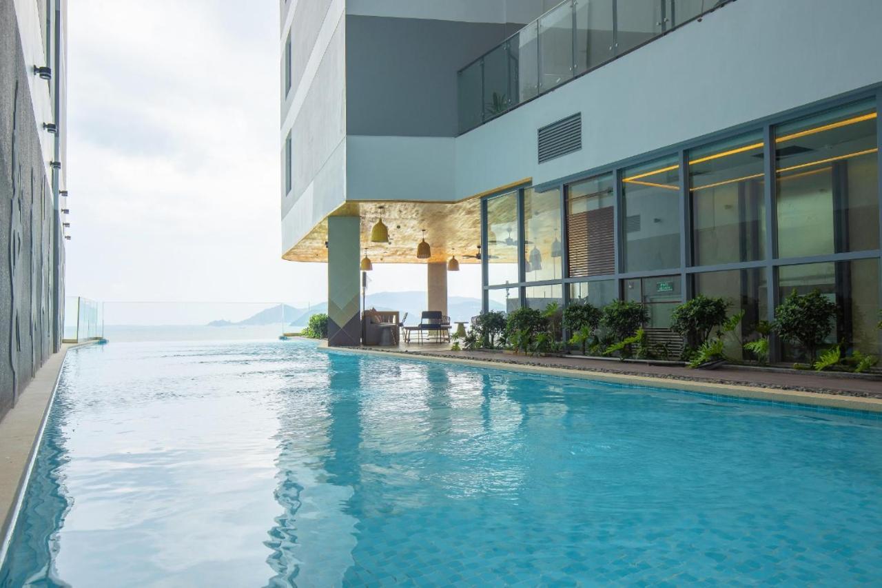 Panorama Central Nha Trang- Vietnam'S Highest Infinitive Rooftop Pool エクステリア 写真